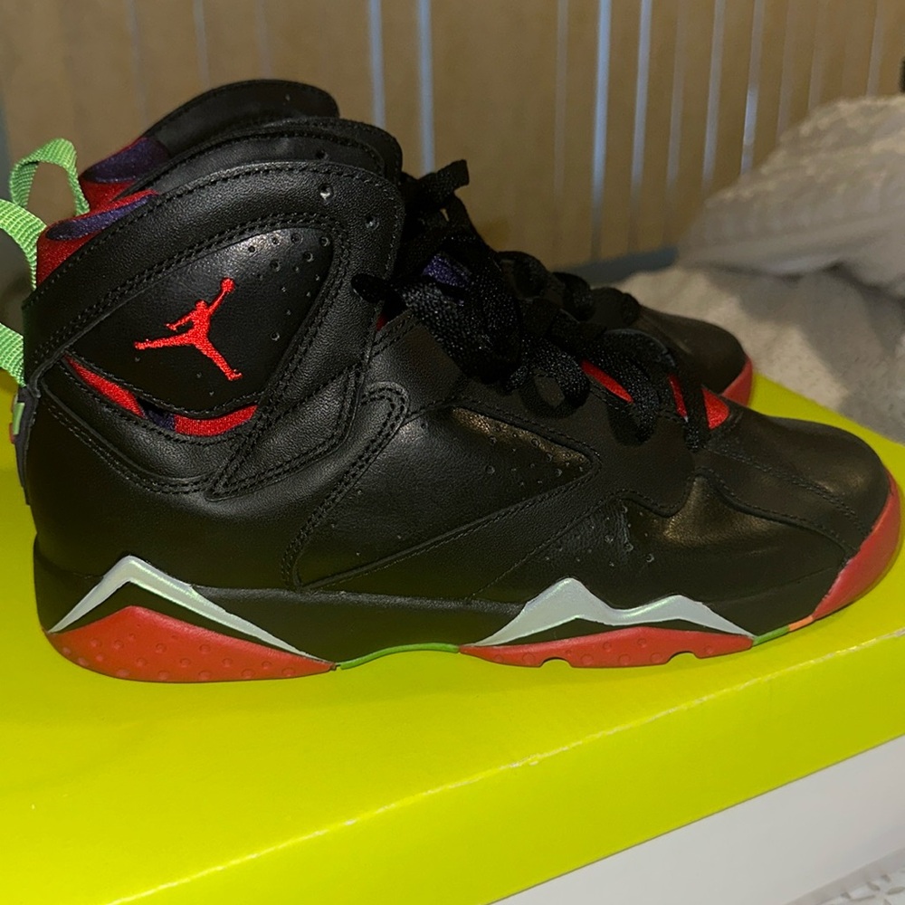 Air Jordan Retro 7 “Marvin the Martian”
